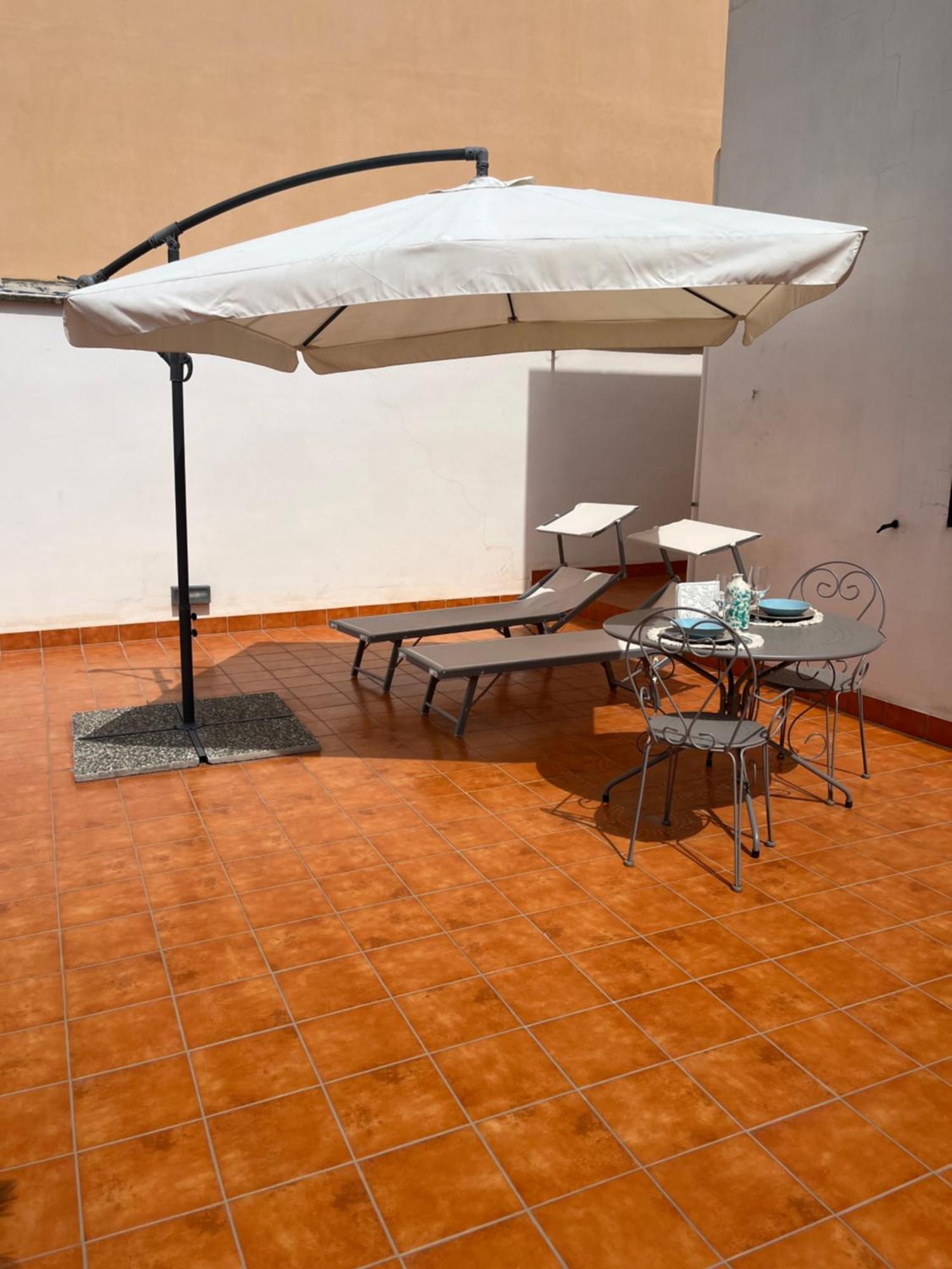 La Terrazza Di Nonno Ciccio Apartment Monopoli Bagian luar foto